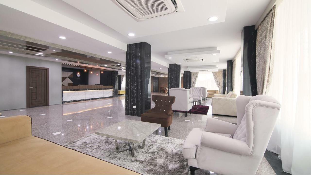 Готель M Soho Danok Sadao Екстер'єр фото